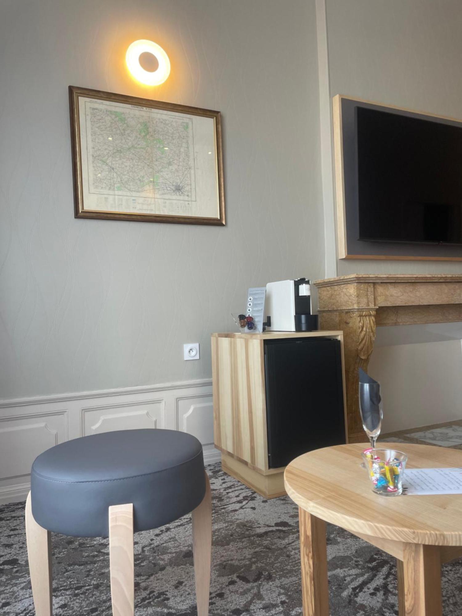 Hotel Le Cercle Cherbourg-en-Cotentin Exterior foto
